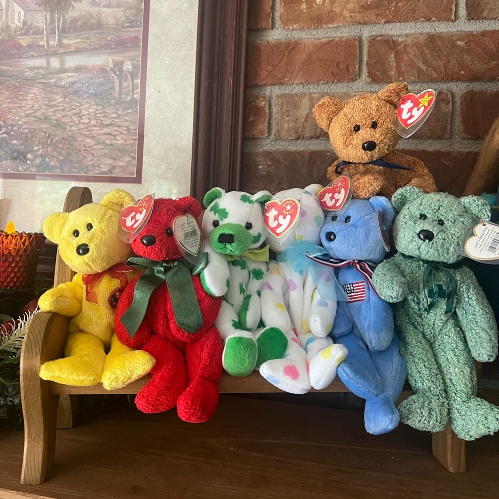 TY BEANIE BABIE BEARS -
NEW WITH TAGS ORIGINAL & RETIRED